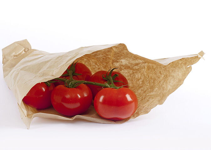Materiale de contact din hârtie. Pungă de hârtie folosită pentru legume